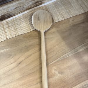 Grande cuillère en bois en teck – ustensile de cuisine artisanal fait main